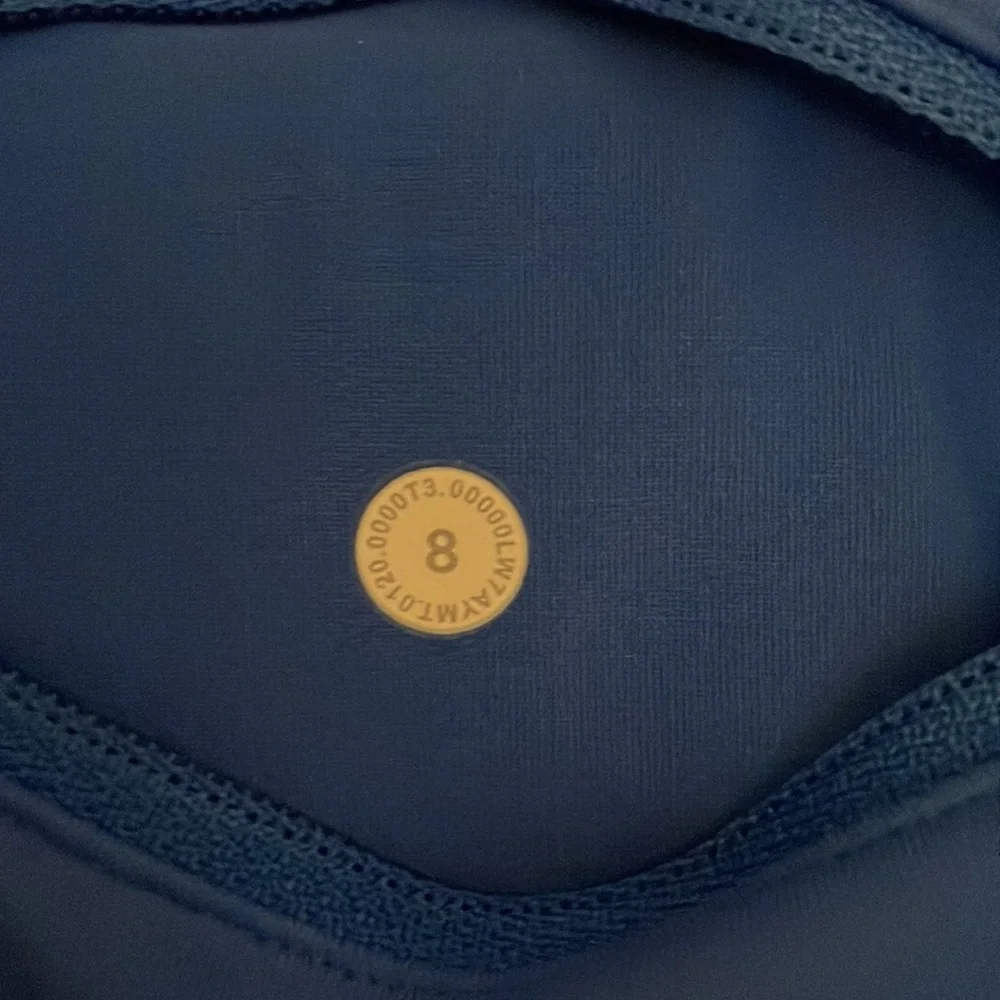 Lululemon Speed Shorts in Wild Bluebell - Picture 4 of 4